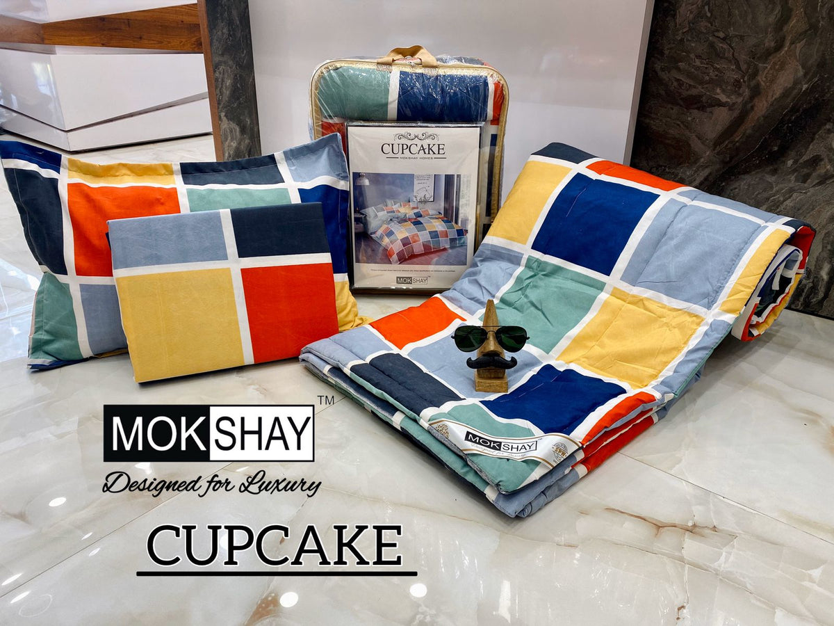CUPCAKE• PREMIUM DOUBLE BED REVERSIBLE 4PIECES COMFORTER SET { 1+2+1 }